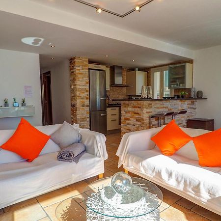 La Marina Sea Front By Hello Homes Sitges Ngoại thất bức ảnh