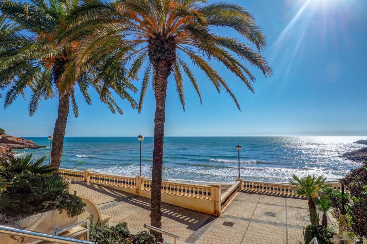 La Marina Sea Front By Hello Homes Sitges Ngoại thất bức ảnh