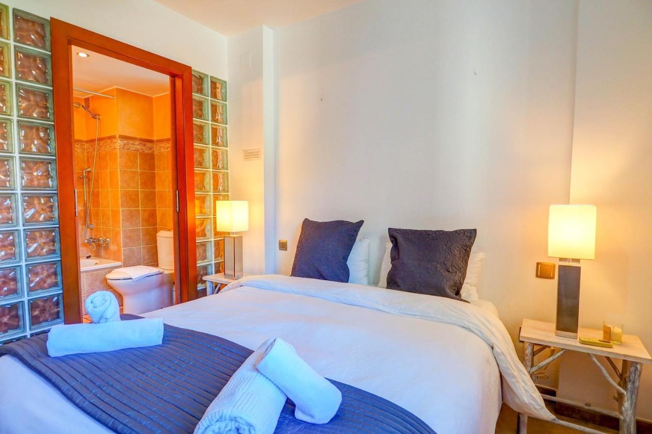 La Marina Sea Front By Hello Homes Sitges Ngoại thất bức ảnh