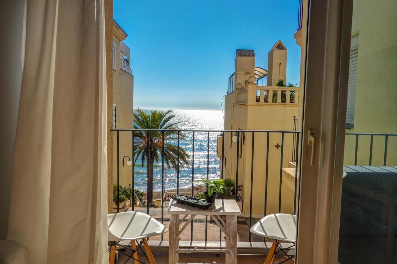 La Marina Sea Front By Hello Homes Sitges Ngoại thất bức ảnh